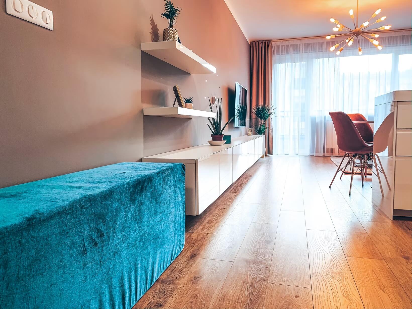 Realizácia bytu v glamour štýle – fotka 3